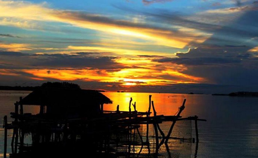 Wisata Bukit Matahari di Pulau Pari