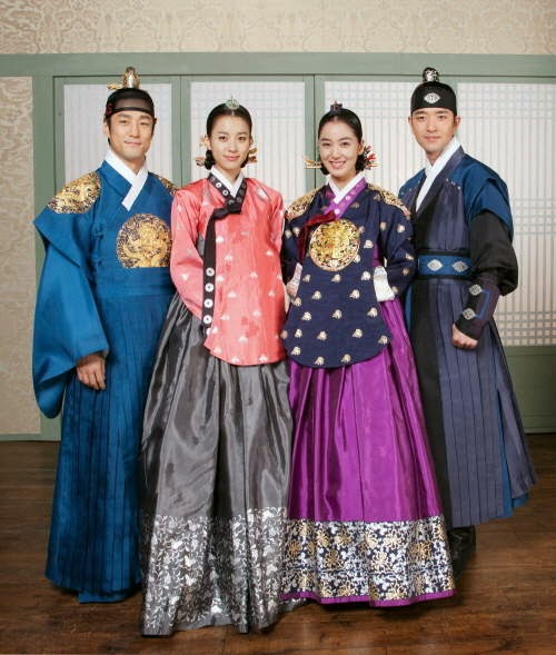 Pakaian Tradisional Korea - Hanbok