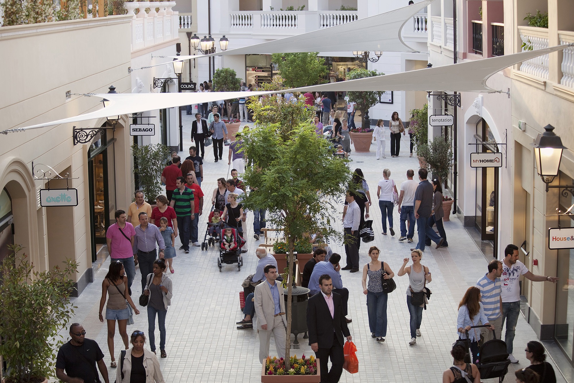 McArthurGlen Factory Outlet